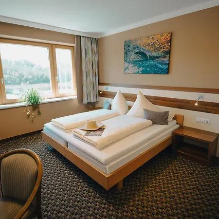 Wirtshaus Gruber Weitenegg Estalagem Emmersdorf an der Donau